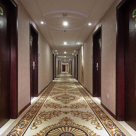 Vienna Hotel Guangzhou Shaheding Metro Station Zewnętrze zdjęcie